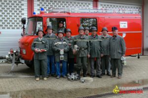 Die Alterskameradschaft während den Festlichkeiten zum 75. Jubiläum (2010) ©Feuerwehr Bischweier